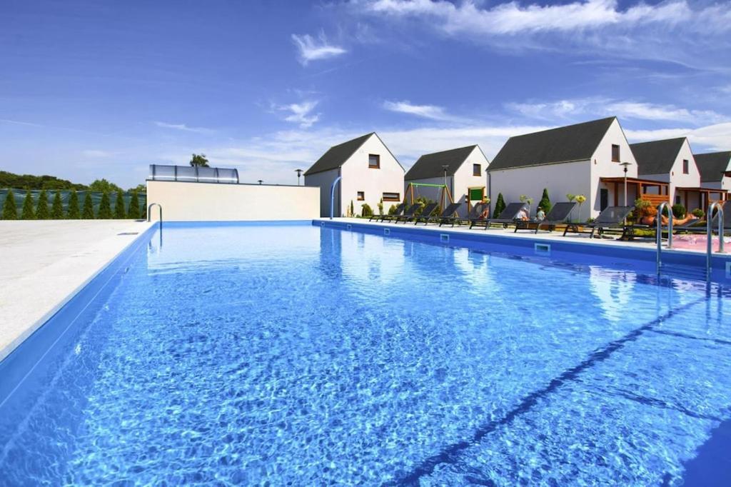 Luxury Homes With The Pools For 6 Persons Rogowo  Exterior foto